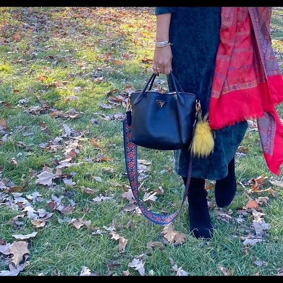 Prada handbag - Picture 7 of 13